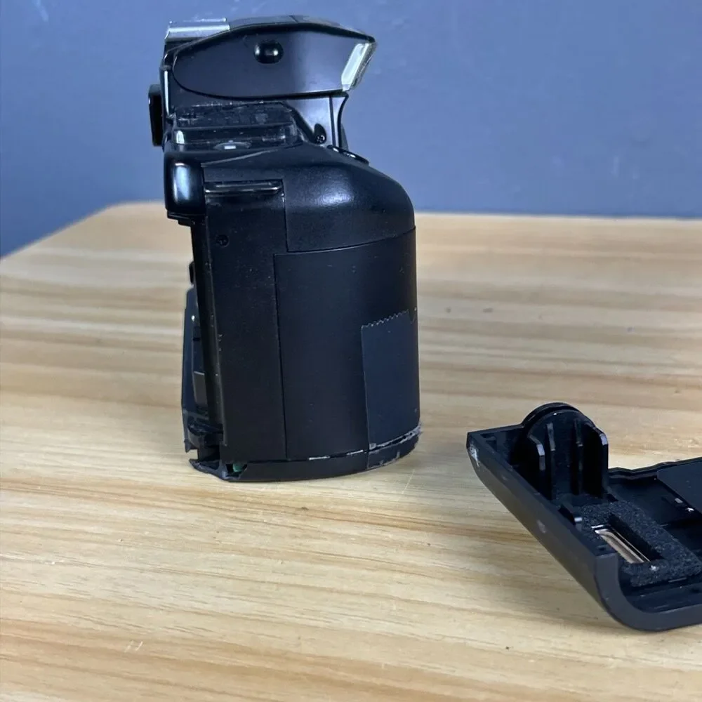 Nikon N4004s F401 35mm Film Camera body Only Not Working Parts, Repair KE #13